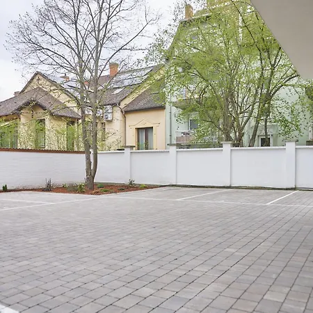 Daire Sunlight - Exclusive